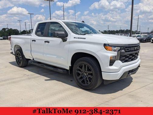 Summit White 2024 Chevrolet Silverado 1500 Custom