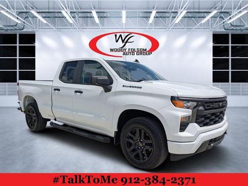 Summit White 2024 Chevrolet Silverado 1500 Custom