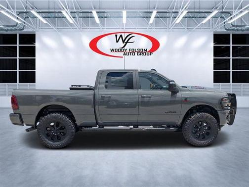 Ceramic White 2026 RAM 2500 Laramie