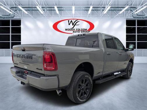 Ceramic White 2026 RAM 2500 Laramie
