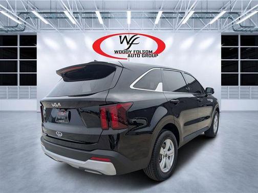 Ebony Black 2026 Kia Sorento LX