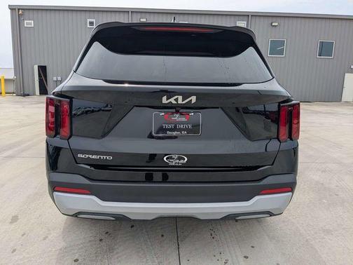 Ebony Black 2026 Kia Sorento LX