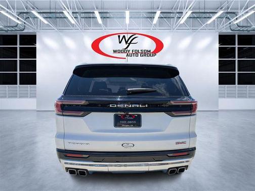 White Frost Tri-Coat 2024 GMC Acadia Denali