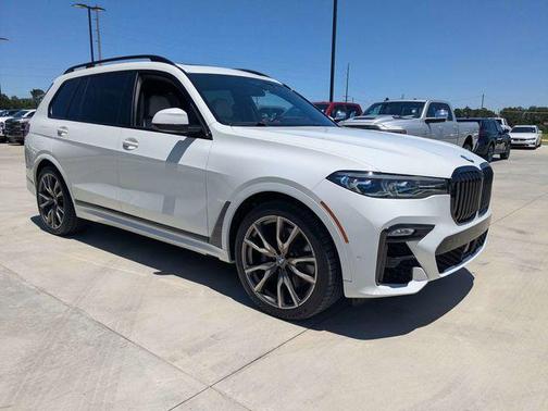Alpine White 2021 BMW X7 M50i