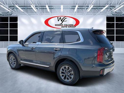 2024 Kia Telluride LX