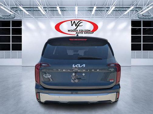 2024 Kia Telluride LX