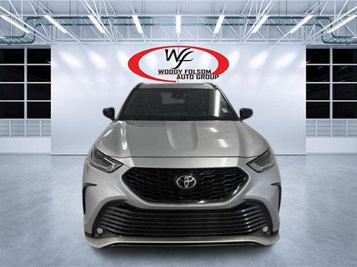 Celestial Silver Metallic 2022 Toyota Highlander XSE