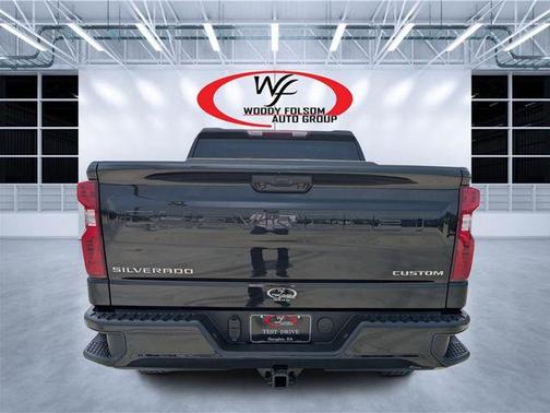 Black 2024 Chevrolet Silverado 1500 Custom