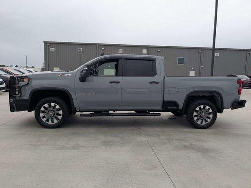 Slate Gray Metallic 2024 Chevrolet Silverado 2500 Custom