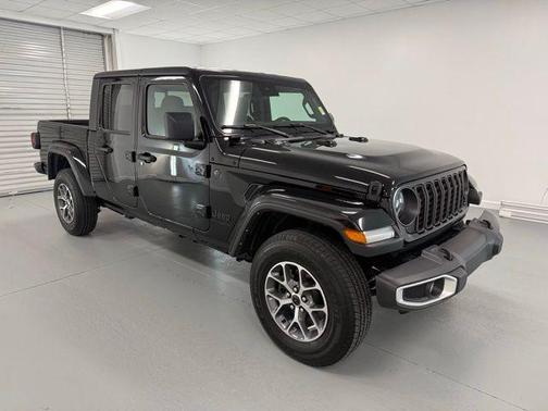 2024 Jeep Gladiator Sport