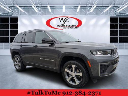 Metallic 2026 Jeep Grand Cherokee Limited