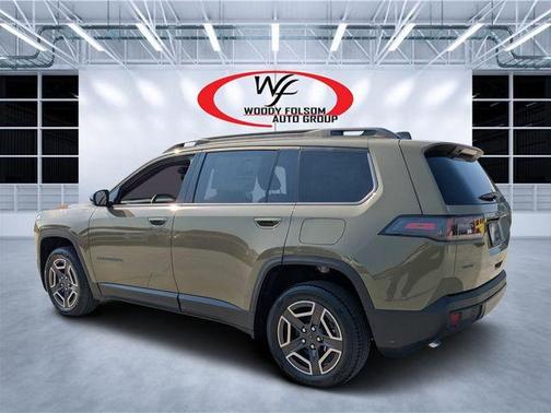 41 2026 Jeep Cherokee LAREDO/LIMITED