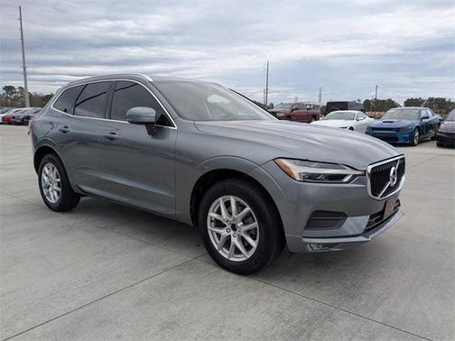 2021 Volvo XC60 T5 Momentum