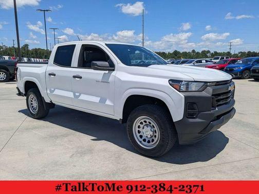Summit White 2023 Chevrolet Colorado WT