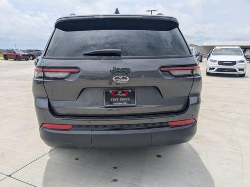 Metallic 2024 Jeep Grand Cherokee L Laredo
