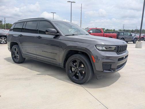 Metallic 2024 Jeep Grand Cherokee L Laredo