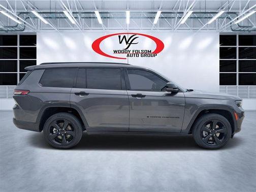 Metallic 2024 Jeep Grand Cherokee L Laredo