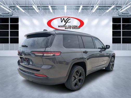 Metallic 2024 Jeep Grand Cherokee L Laredo
