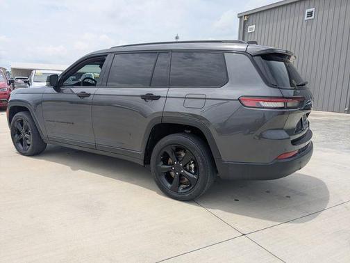 Metallic 2024 Jeep Grand Cherokee L Laredo