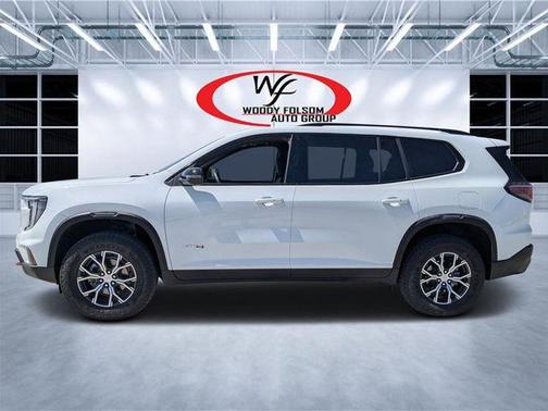 2024 GMC Acadia AT4
