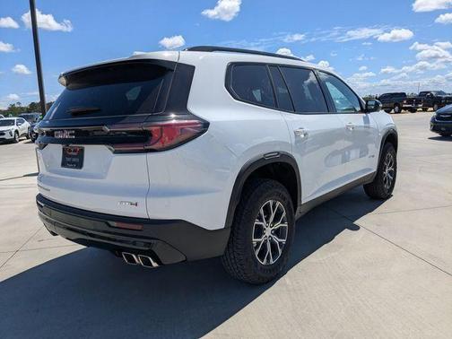 2024 GMC Acadia AT4
