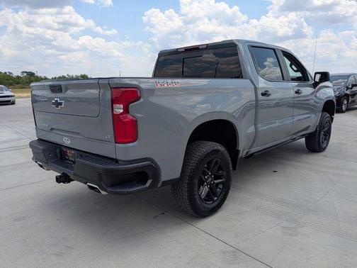 Slate Gray Metallic 2024 Chevrolet Silverado 1500 LT Trail Boss