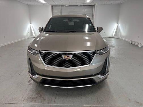 Latte 2023 Cadillac XT6 Luxury FWD