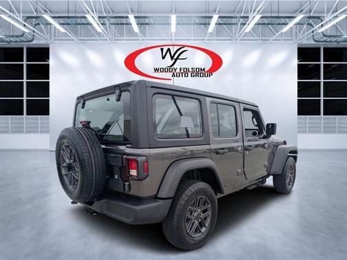 Granite Crystal Clearcoat Metallic 2026 Jeep Wrangler Sport