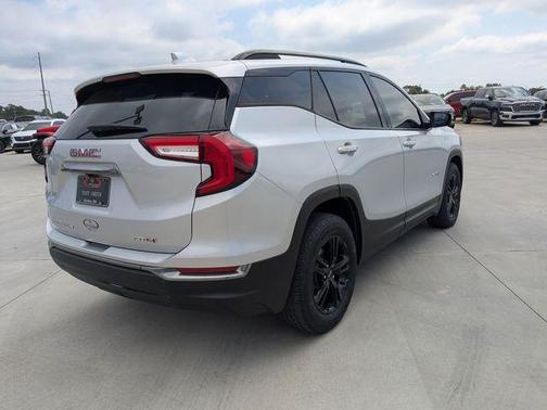 Quicksilver Metallic 2022 GMC Terrain AT4