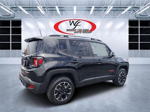2023 Jeep Renegade Trailhawk