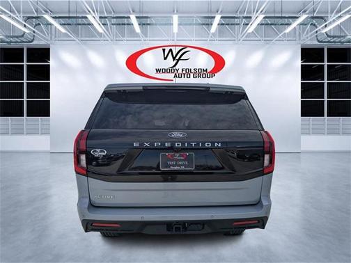 2025 Ford Expedition Active