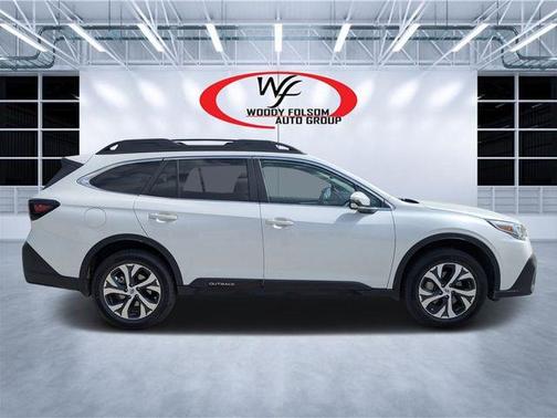Crystal White Pearl 2022 Subaru Outback Limited