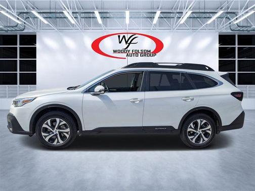 Crystal White Pearl 2022 Subaru Outback Limited