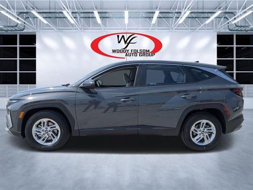 Gray 2025 Hyundai TUCSON SE