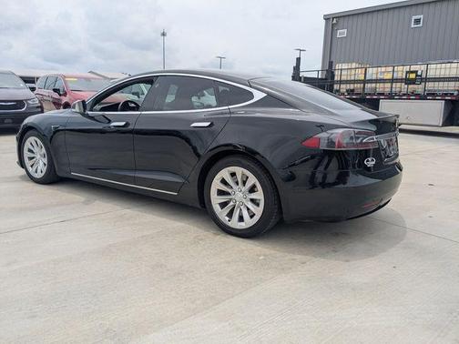 Black 2018 Tesla Model S 75D