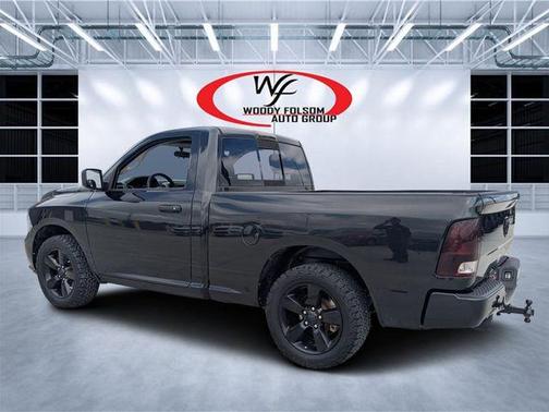 Brilliant Black Crystal Pearlcoat 2017 RAM 1500 Express