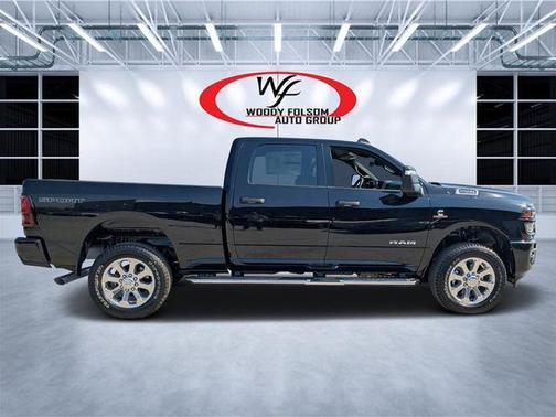 Diamond Black 2026 RAM 2500 Big Horn