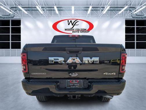 Diamond Black 2026 RAM 2500 Big Horn
