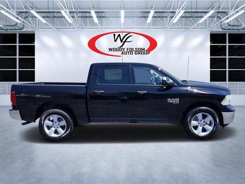 Diamond Black 2022 RAM 1500 Classic Tradesman