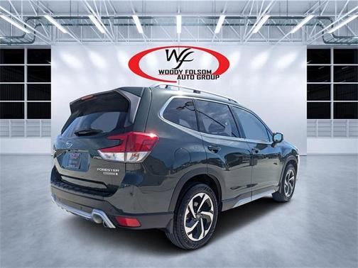 2023 Subaru Forester Touring