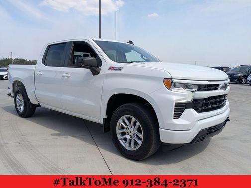 Summit White 2022 Chevrolet Silverado 1500 RST