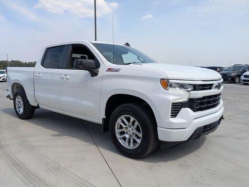 Summit White 2022 Chevrolet Silverado 1500 RST