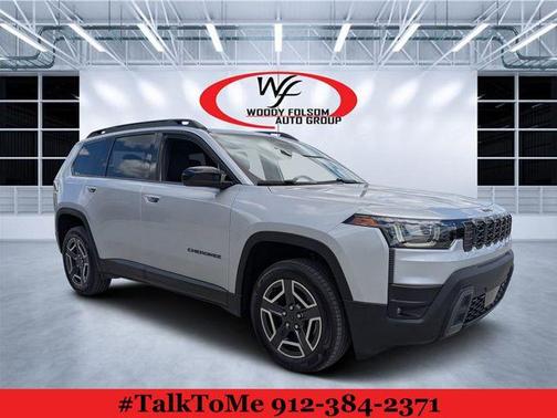 Silver Zynith Clearcoat 2026 Jeep Cherokee LAREDO/LIMITED