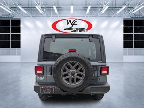 Anvil Clearcoat 2026 Jeep Wrangler Sport