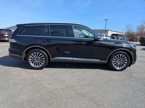 Black Metallic 2023 Lincoln Aviator Reserve RWD