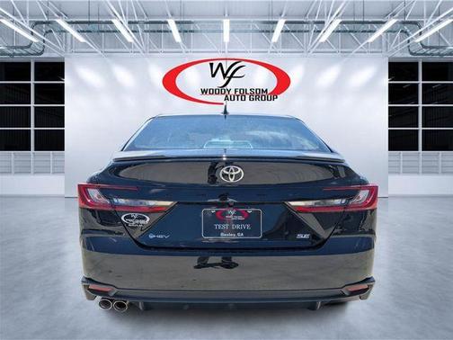 Midnight Black Metallic 2026 Toyota Camry SE