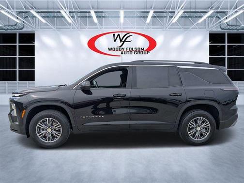 Black Metallic 2025 Chevrolet Traverse LT