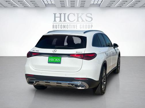 2025 Mercedes-Benz GLC 300 4MATIC