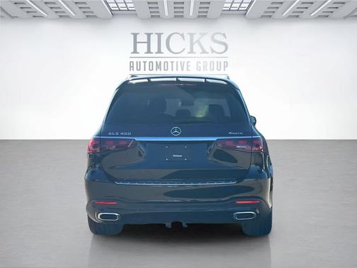 Obsidian Black Metallic 2026 Mercedes-Benz GLS 450 4MATIC