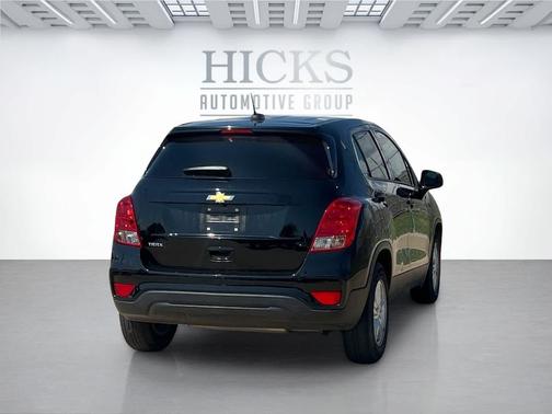 2022 Chevrolet Trax LS